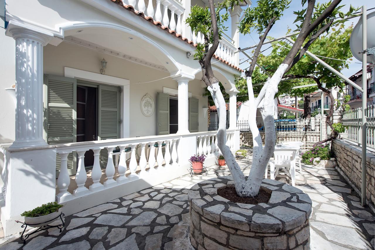 The Orange Garden Apartment *